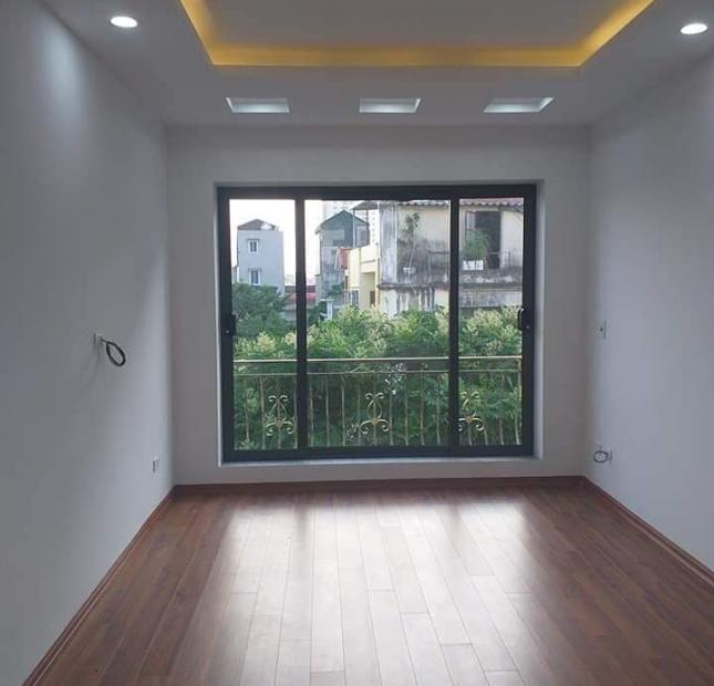 Bán Gấp, nhà phố Vũ Tông Phan – Thanh Xuân 35m2 x 5 tầng, giá chỉ 2.8 tỷ. Có TL