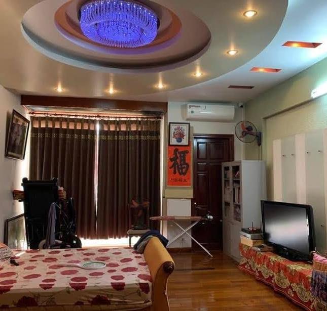 Bán nhà Nguyên Hồng 130m2 mt 15m 3 thoáng, ô tô bàn cờ, nhỉnh 20 tỷ LH 0983458219