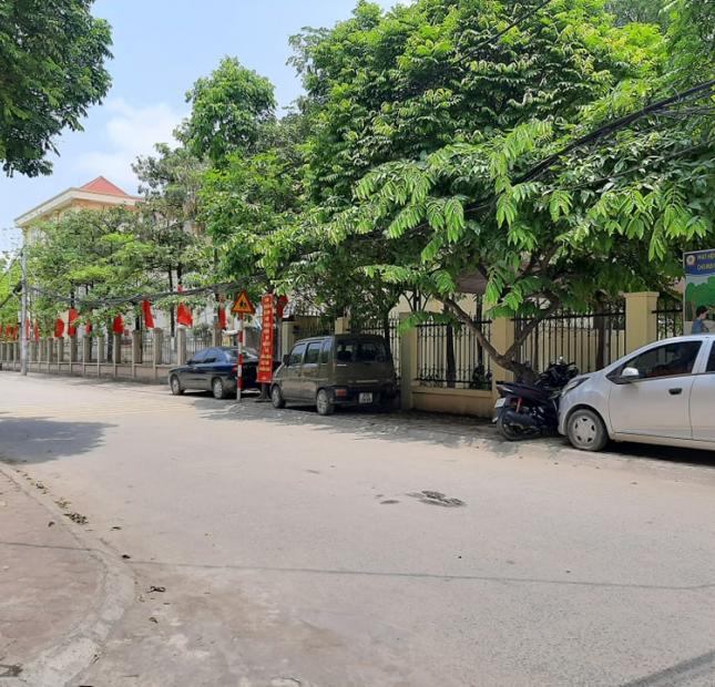 Hiếm..!! Phân lô, ôtô vào đất, Ngõ 177 Thanh Đàm, Hoàng Mai, 68m2, MT4.3m, chỉ 3.9tỷ