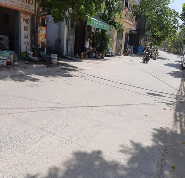 Hiếm..!! Phân lô, ôtô vào đất, Ngõ 177 Thanh Đàm, Hoàng Mai, 68m2, MT4.3m, chỉ 3.9tỷ