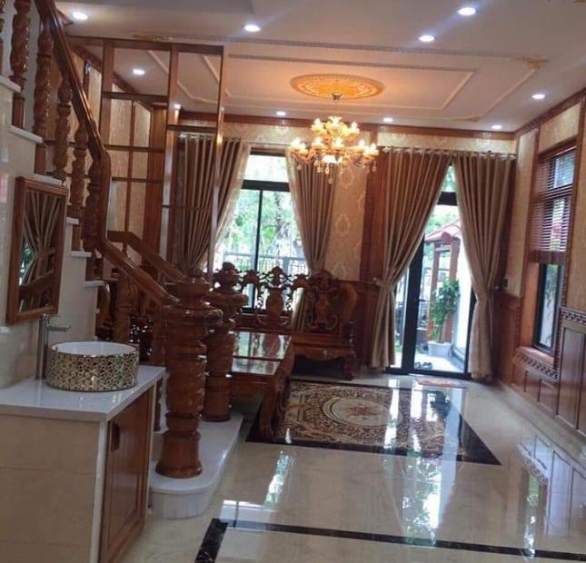 Nhà hẻm Thành Thái, Quận 10, sổ hồng, DT 48m2 giá 5 tỷ 3 0938 928 893.