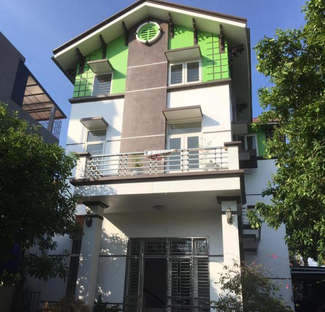 gia đình cần bán nhanh lô đất 2mt,tặng kèm nhà 3 tầng tại trục chính Ngô Gia Tự_Khai Quang_Vĩnh Yên