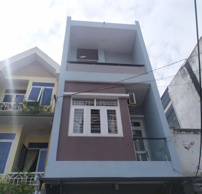 Bán nhà đường Nguyễn Quý Anh,hẻm 10m sạch đẹp, 4x14, 2 Lầu, giá 7 tỷ