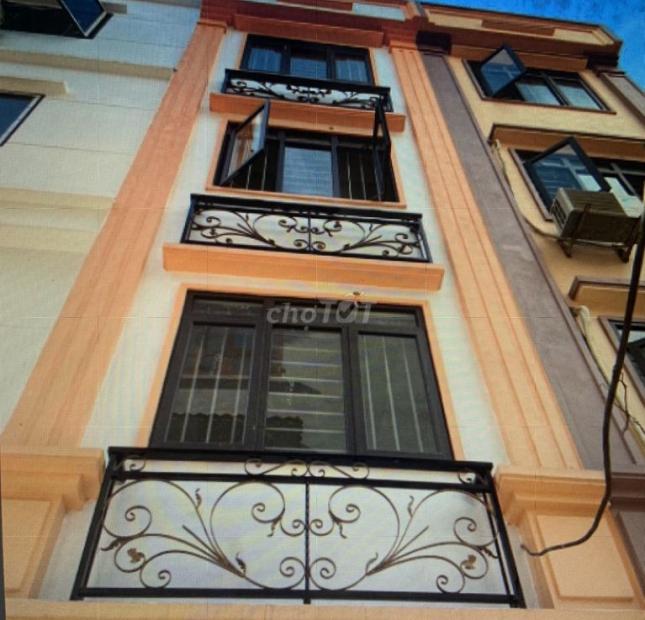 Bán nhà kinh doanh 2 MT Trần Bình Trọng dt 4.5*15m