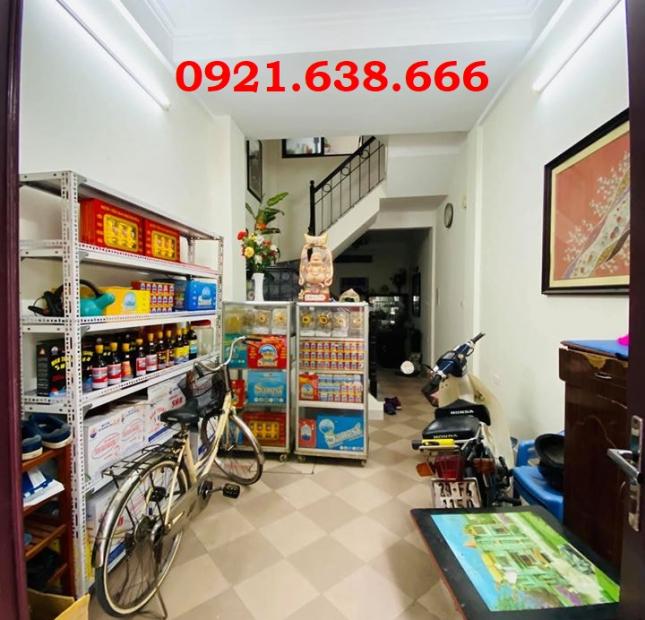 Bán nhà 4 tầng phố Tân Mai, Ô tô đỗ cửa, giá 3.45 tỷ, 0902556333
