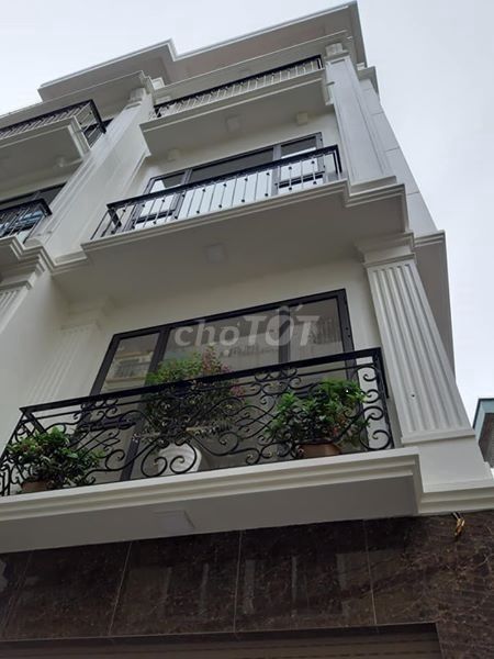 Chính chủ bán nhà hẻm gần 6m Trần Hưng Đạo dt 4*17m giá rẻ 5.8 tỷ