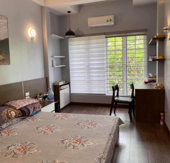 Bán Nhanh : Phố Lê Trọng Tấn – Thanh Xuân, Phân Lô – Vượng Khí  DT 46m2 5 tầng 4,1 tỷ. Có TL