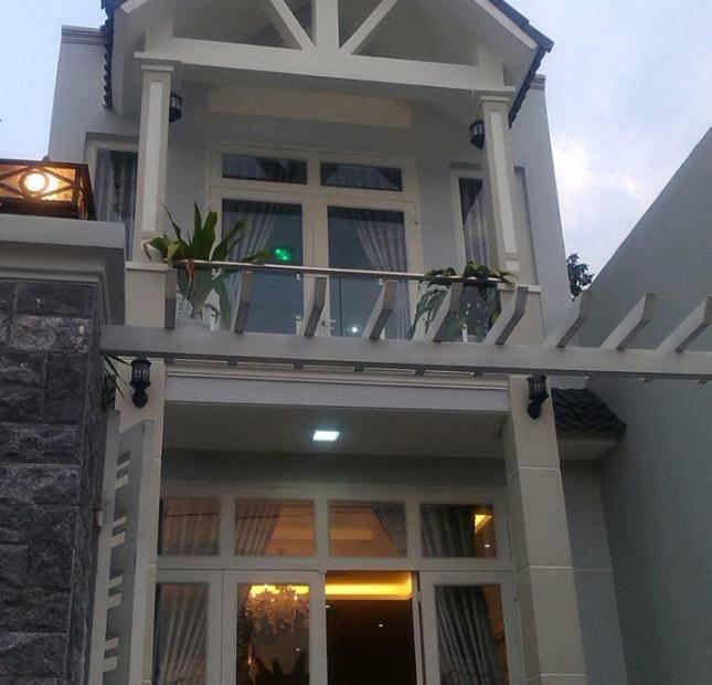 Ngộp vốn bán gấp nhà HXH 8m Tô Hiến Thành, P14, Q10 3.7x15m, 3 lầu, đối diện KingDom giá chỉ 10.2 tỷ