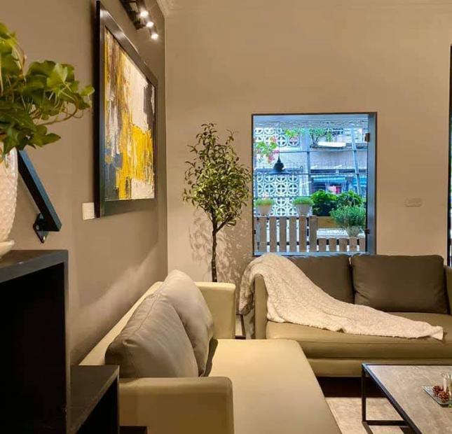 BÁN NHÀ Biệt thư đẹp 136m, 4 tầng, Thiên Hiền, Mỹ Đình Ô tô tránh, vỉa hè. Giá nhỉnh 10 tỷ. LH 0975626023