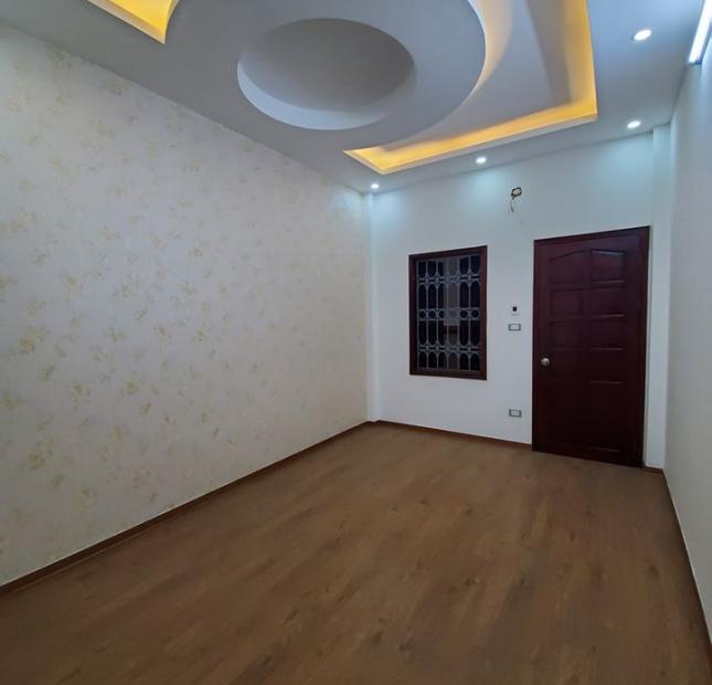 Tôi Cần Bán: Khương Thương – Đống Đa, Lô Góc Ô tô 43m2 5 tầng Giá 3,9 tỷ. Có TL