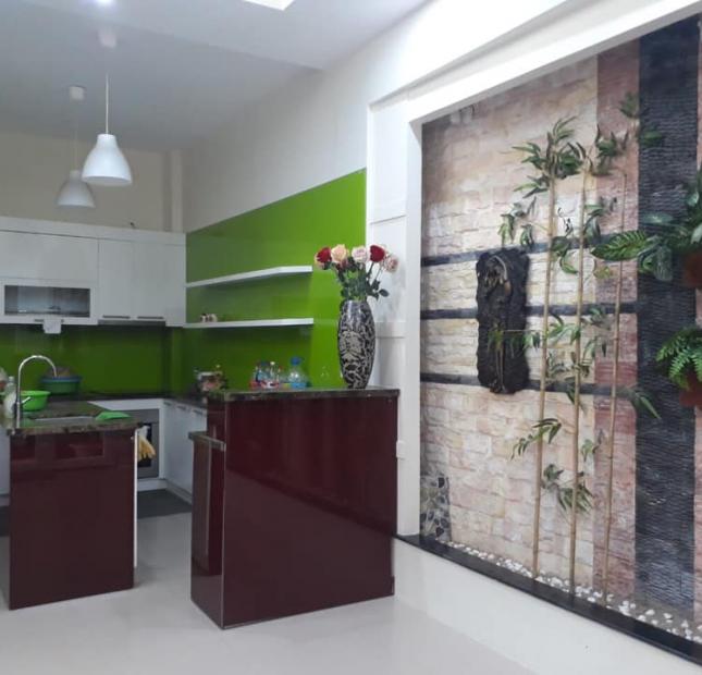 Nhà Đẹp : Tây Sơn – Đống Đa, Lô Góc Ô tô 43m2 5 tầng Giá 3,9 tỷ. Có TL
