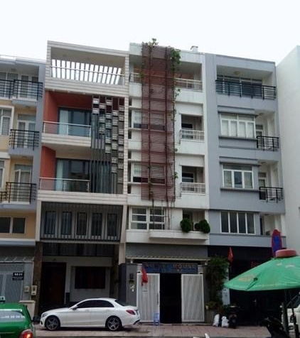 Nhà bán chính chủ số Nguyễn Trãi,Q.1 DT6.5x14.9m, 2 lầu,giá 25 tỷ