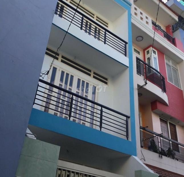 Hàng hot, Bán nhà hẻm Quận 5 dt 4.8*10m giá chỉ 4.8 tỷ