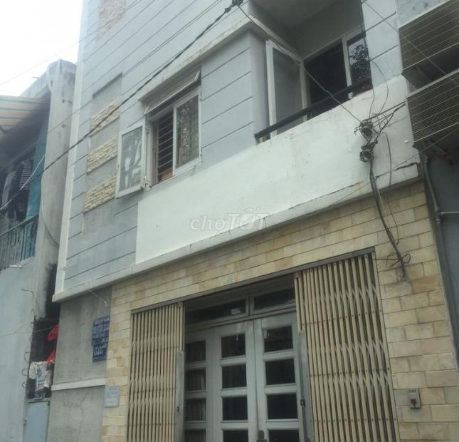 Bán nhà hẻm xe hơi vô tới nhà Quận 5 dt 45m2 giá chỉ 7.5 tỷ