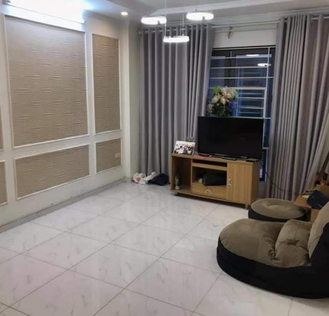 Chỉ 3.9 tỷ nhà Nguyễn Trãi 52m2 5T ô tô, ở ngay 098.345.8219