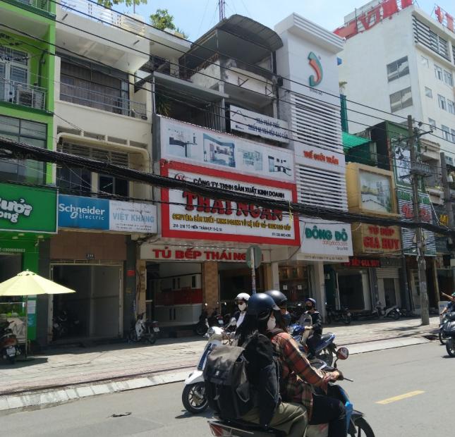 Bán hoặc cho thuê 13tr/th nhà hẻm 96 Lê Lai Q1- p.Bến Thành -cách MT Lê Lai vài bước chân Dt: 3x7 nở hậu nhẹ