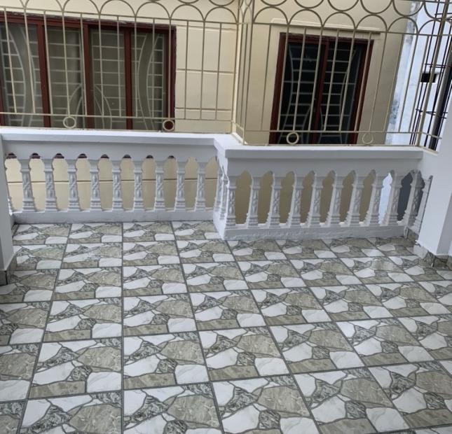 Bán nhà Minh Khai, Kim Ngưu. Nhà đẹp ở luôn, ngõ thông, rộng. 35m 4T 2.8 tỷ