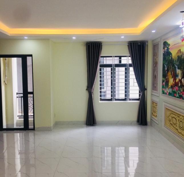 Chính Chủ Bán nhà Hà Trì- Hà Đông  (32m2-5 tầng), ô tô đỗ gần nhà 5m, có sân để ô tô trước nhà, Giá 2ty600. LH 0585878697