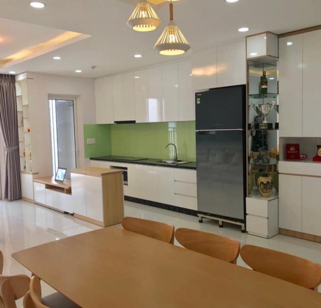 Chính chủ Cho thuê căn hộ SKY GARDEN 2, Phú Mỹ Hưng ,89m2 3PN 2WC, giá rẻ nhất 14 triệu/tháng.LH: 0903668695 (Ms.Giang)