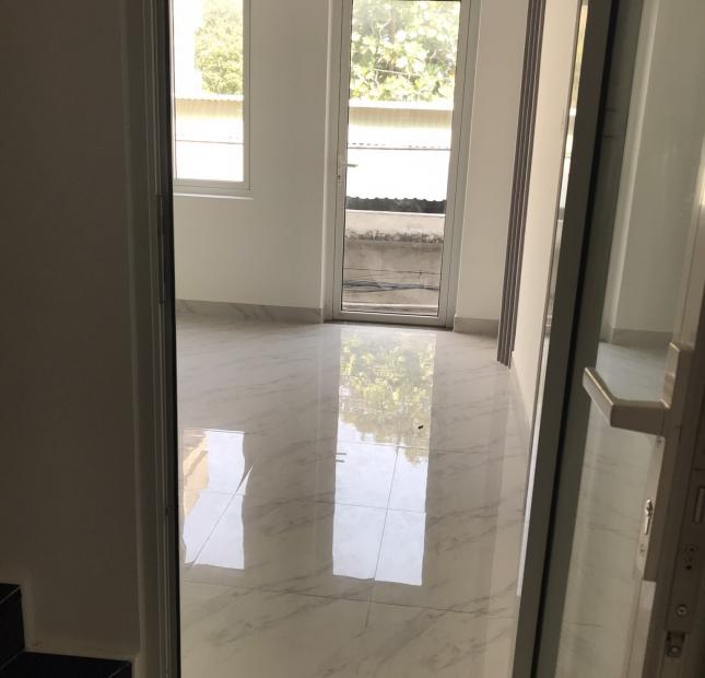 Cho thuê mặt tiền BÌNH THỚI  Phường 11  Quận 11 Diện tích : 6x17 1 trệt 5 lầu thang máy