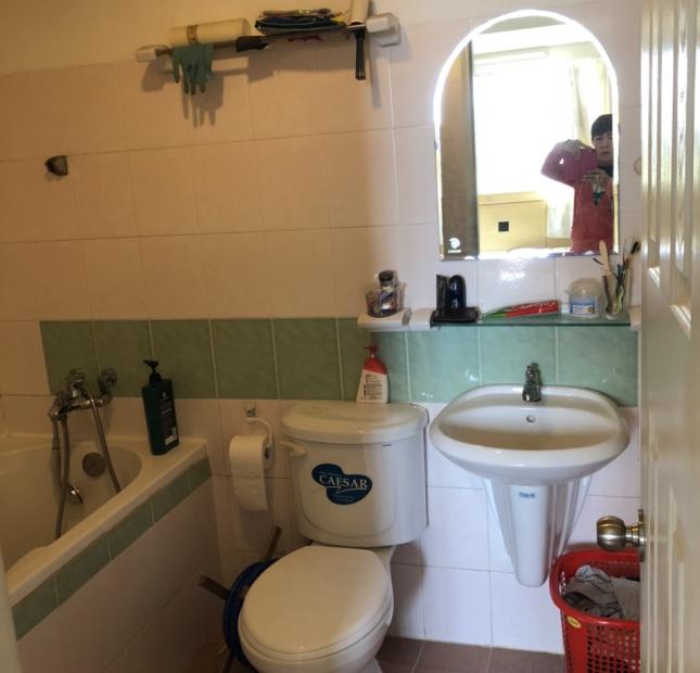 Bán nhà Chung cư Mỹ Thuận, p 16, Q 8, 90 m2, giá chỉ 2,55 tỷ.