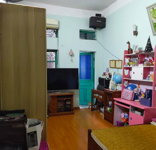              Siêu hiếm Trương Định 29m2, sổ riêng 1 tỷ 8