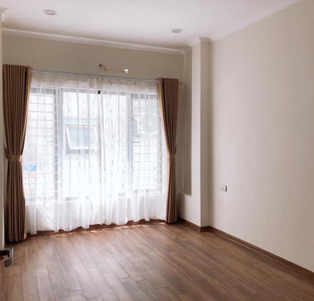 Bán nhà Vũ Tông Phan. Nhà mới, ngõ rộng, thông, ô tô. 41m 3.4 tỷ.
