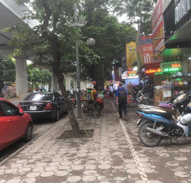 Bán nhà 2 mặt thoáng, mặt tiền phố Xuân Thủy, Trung tâm Cầu Giấy, 65m, 18.9 tỷ - 0974.687.037