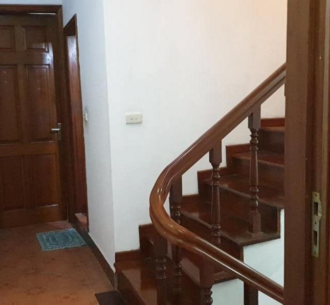 Duy nhất mảnh đất đường Cầu Giấy 200m2 60 tỷ mt 8m xây building cực đẹp giá sốc chỉ 62 tỷ lh 0972833126