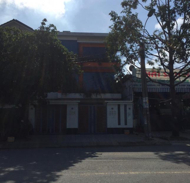 Bán biệt thự 27 tỷ 10x20m 3 tấm mặt tiền đường số 34, Phường Bình Trị Đông B