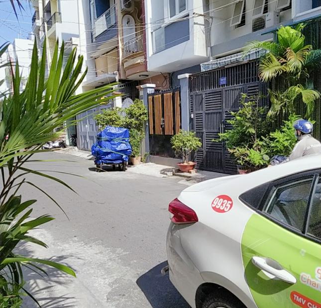 BÁN NHÀ HẺM XE HƠI VÔ TẬN NHÀ  THÀNH THÁI 3.6 X 24 KC 1 TRỆT 3 LẦU ST GIÁ 15.5 TỶ Q10