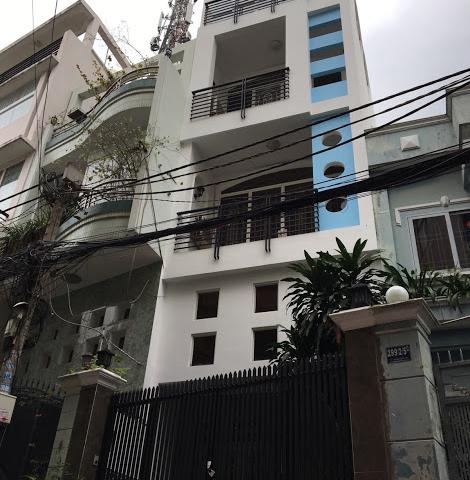 Bán nhà hẻm nhựa 8m đường Cao Thắng thông Cách Mạng Tháng 8, Q10, DT: 5,2mx20m Đông tứ trạch