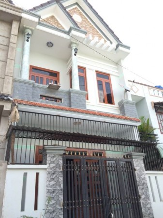 vXuống giá! Bán nhà đẹp 4 tầng hẻm 10m đường Trương Công Định, DT: 4 x 20m vuông vức, đường thông
