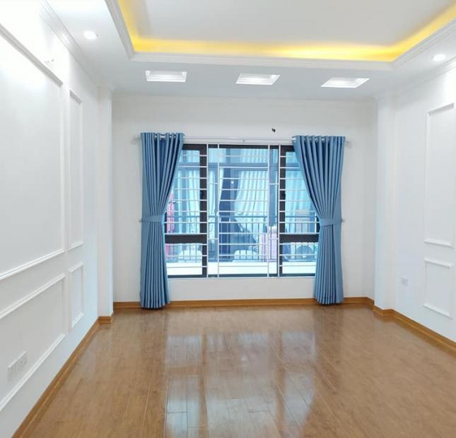  BÁN NHÀ GIÁ SỐC TẠI PHỐ ĐÀM QUANG TRUNG LONG BIÊN, 5T,  34 m2 chỉ 2.8 TỶ