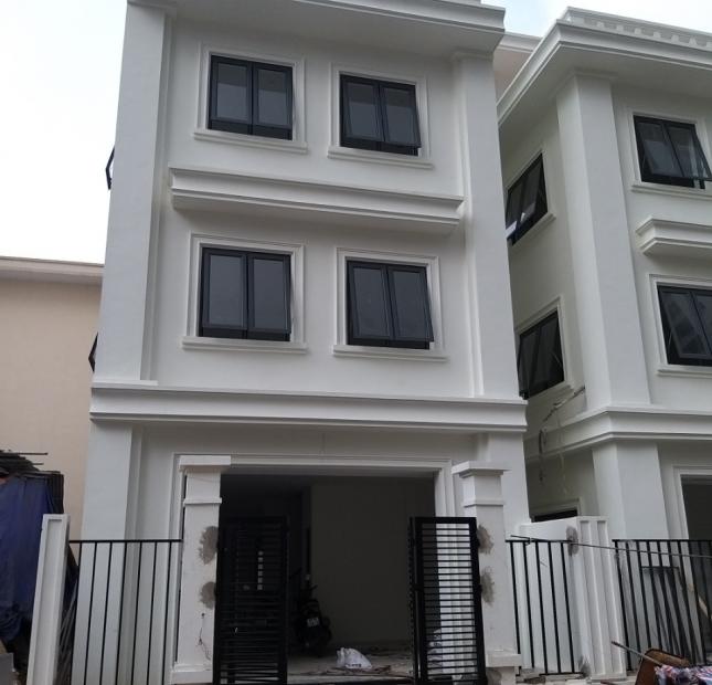 Cho thuê nhà kiểu biệt thự Lê Văn Thiêm, Thanh Xuân, 120mx 4T làm văn phòng, dược phẩm