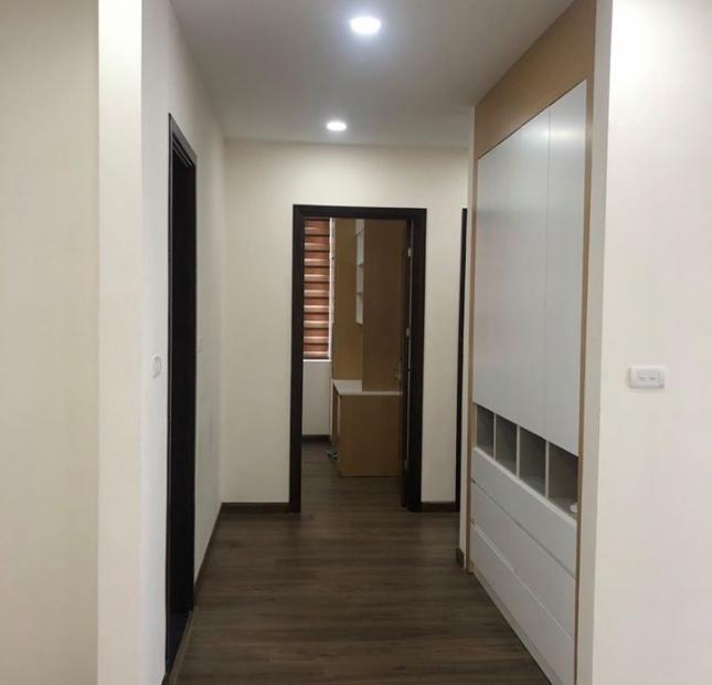 Cho thuê căn hộ chung cư A10 Nam Trung Yên, 77m2, 2 phòng ngủ, đủ đồ đẹp ban công thoáng