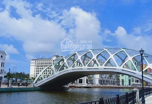 Bán shophouse view sông tại Grand World Phú Quốc, DT 84m2 - 150m2, tặng ngay 1 cây vàng trong tháng. LH 0902650739 (24/24)