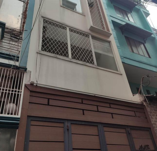 Bán nhà mặt tiền đường Đồng Đen, phường 13, Quận Tân Bình, DT 4.5x15m (3 lầu). Giá chỉ hơn 14 tỷ