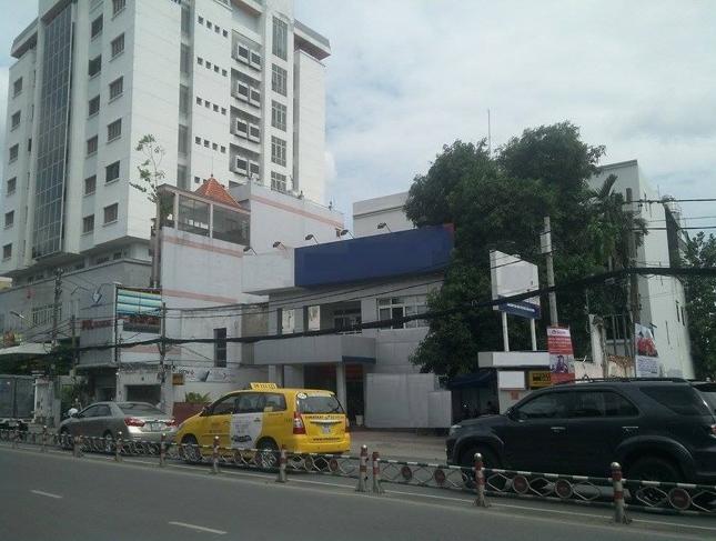 Bán nhà 2 mặt tiền, căn góc đường Phổ Quang, P9. Căn góc ngay ngã 3
