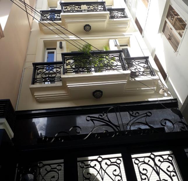 Bán nhà mặt tiền An Dương Vương, P3, Q5, khu kinh doanh ô tô, 4.2x19m, 3 lầu