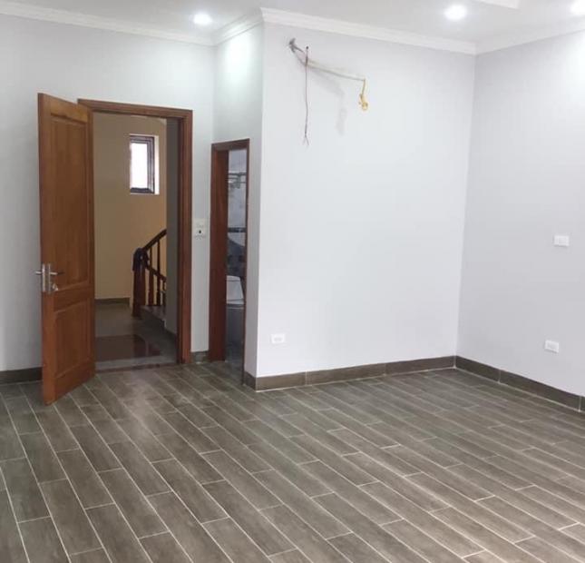 Bán nhà Minh Khai 6 tầng thang máy 70m 7 tỷ. Phù hợp KD VP.