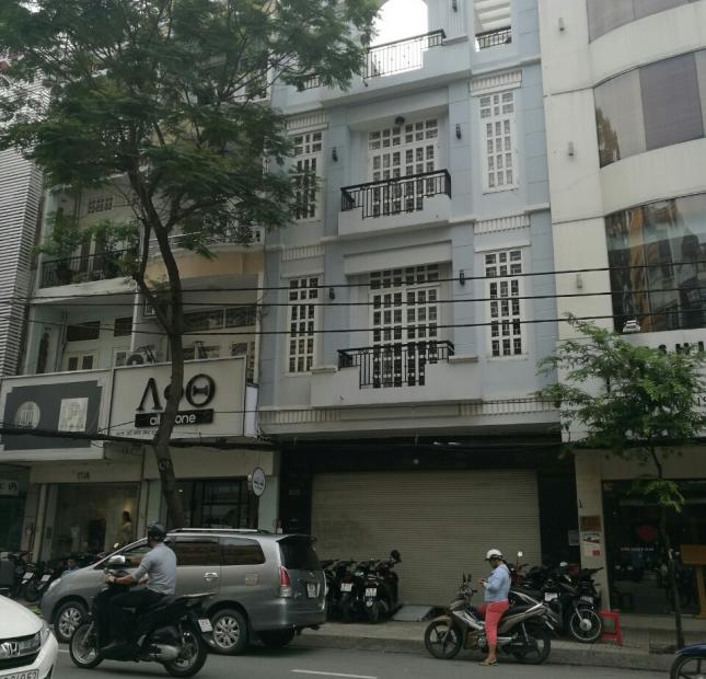 Chính chủ bán căn mặt tiền đường Hoàng Sa,P.9,quận 3 dt 7x18(5 lầu,thang máy).giá 28 tỷ
