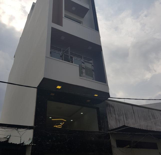 Bán nhà quận 5. Mặt tiền Bạch Vân, hạ giá chào 9 tỷ