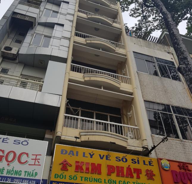 6 lý do khi bán nhà Quận 10 chủ tiếc nuối. Mặt tiền Vĩnh Viễn
