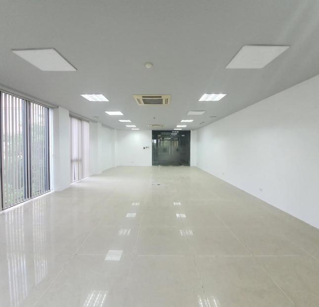 Cho thuê văn phòng diện tích 80m2 vị trí đẹp nhất phố Chùa Láng giá chỉ từ 20tr/tháng