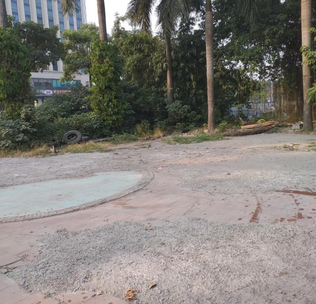 Cần cho thuê 300m2 mặt bằng làm bãi rửa xe tại đường Cương Kiên , Trung Văn , Nam Từ Liêm .