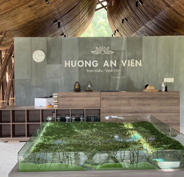 * Công viên nghĩa trang sinh thái Hương An Viên Huế tọa lạc tại phường Hương An, Hương Trà, Huế