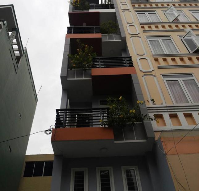 Bán nhà mặt tiền quận 10, đường Hồ Bá Kiện, DT 4x20m, có hợp đồng thuê 70 triệu