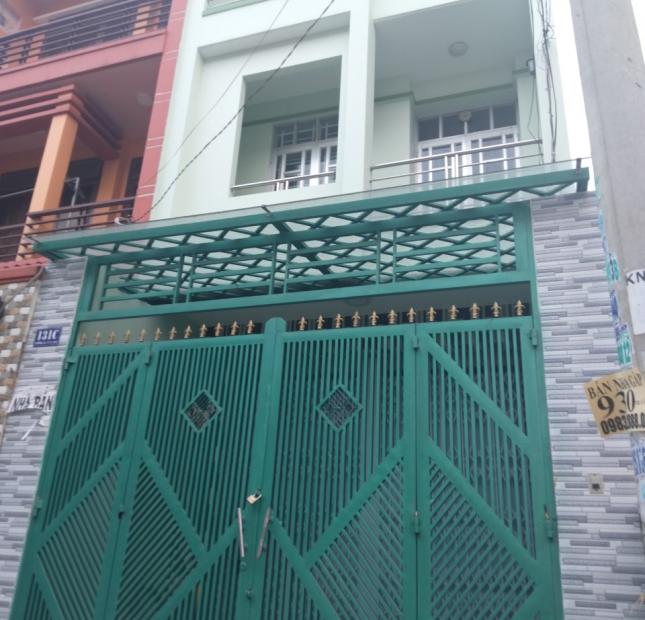 Bán nhà 5 tầng lầu hẻm Nguyễn Trãi DT 3.5x14m giá 8 tỷ 400 triệu