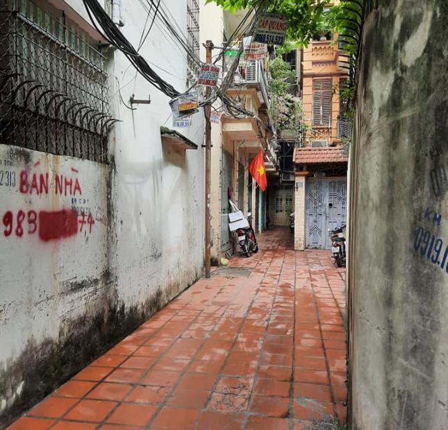 Bán đất số 26 ngõ 79 Cầu Giấy, 90m2, Mt 7.7m, giá 6.2 tỷ